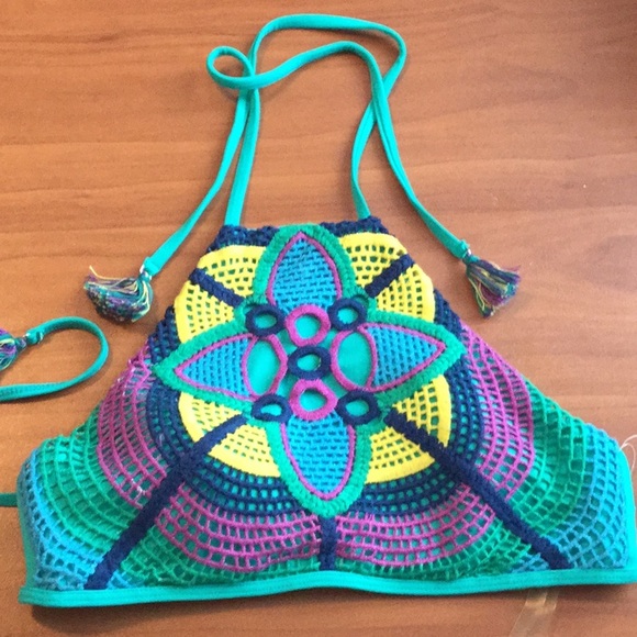 isabella rose Other - ISABELLA ROSE BALI HAI NECK HALTER SWIMSUIT TOP